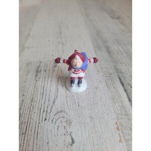Dept 56 Mrs claus peppermint skating party village accessory xmas